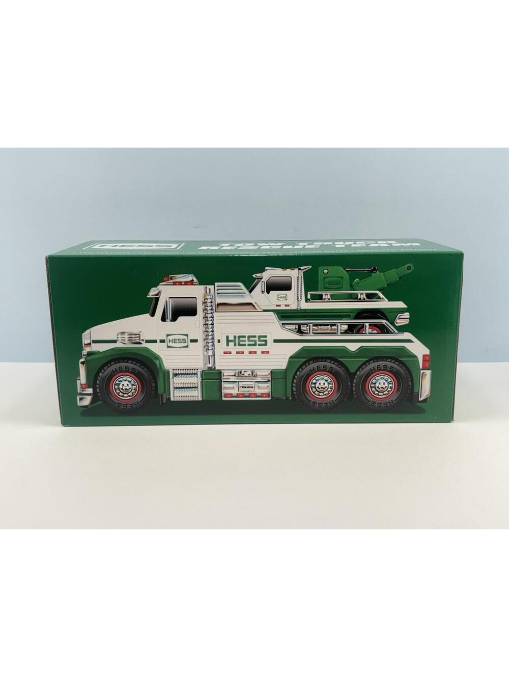 2019 Hess Tow Truck And Rescue Team Hess Truck - New In Box